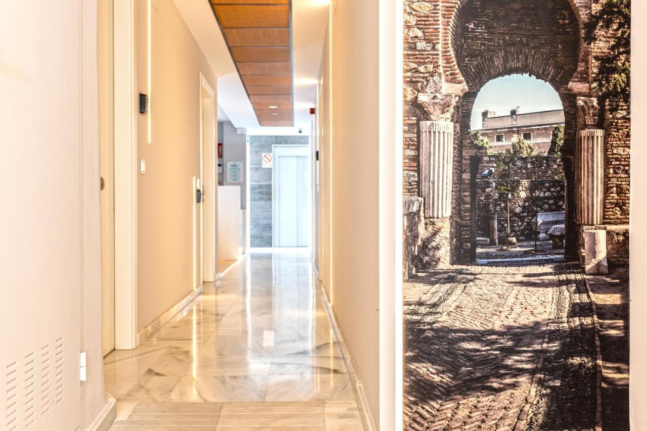 Malaga Rivas 34 Suites Homes 外观 照片